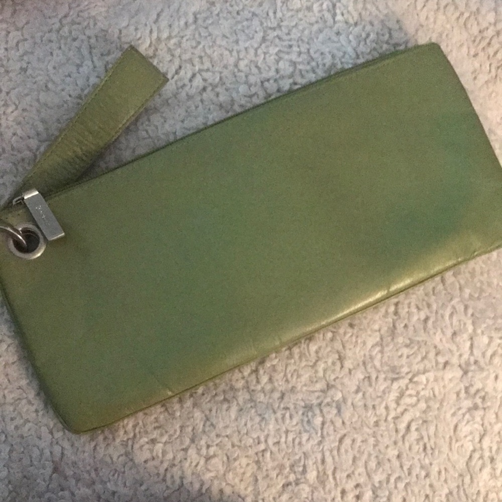HOBO INTERNATIONAL GREEN WRISTLET CLUTCH BAG SOFT